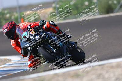 media/Sep-20-2025-TrackDaz (Sat) [[27f0cde673]]/A Group/2pm (Turn 9)/